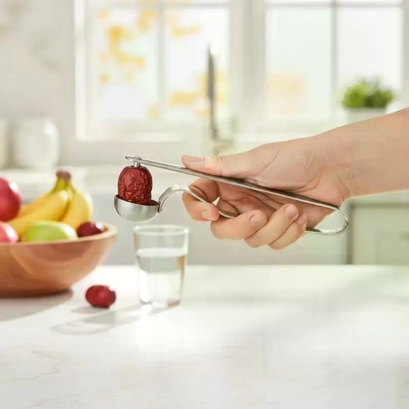 Kitchen Gadgets Tools - # @Alat Pengupas Biji Kurma Merah